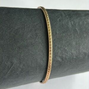 Women’s vintage gold tone patterned bangle bracelet one size‎